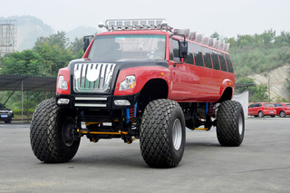 ພາຫະນະທ່ຽວຊົມທະເລຊາຍ 4 × 4