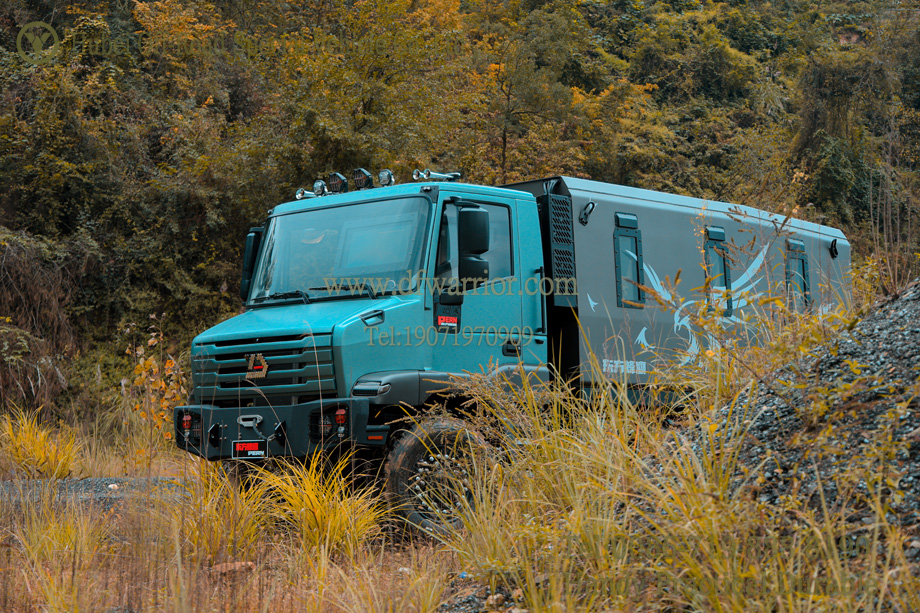 ການທົດສອບການປະຕິບັດຂອງລົດຕູ້ TEN-RIVE 4 ລໍ້