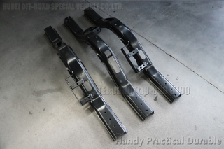 DongfengEQ2100Six wheel driveOff-road truck engine front suspension